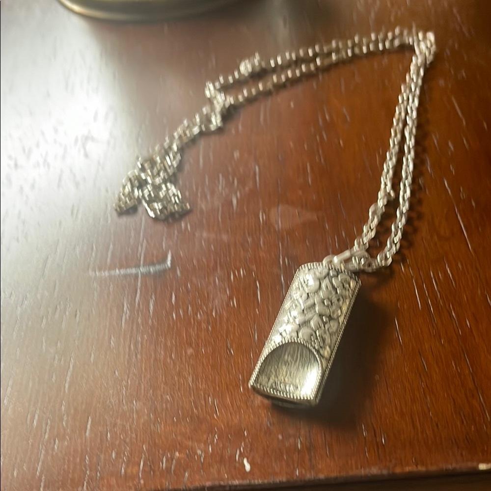 Silver Pendant Necklace